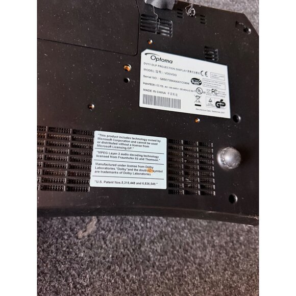 Optoma MovieTime DV11 DLP Projector With Built-In DVD Player & Carry Case - Picture 4 of 11